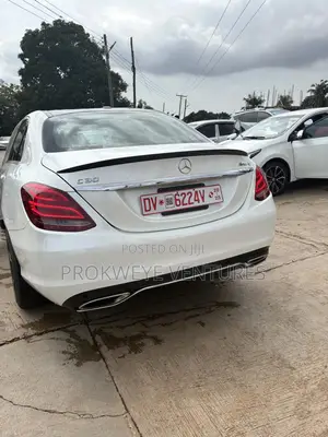 Mercedes-Benz C300 Base C300 AWD 4MATIC Sedan 2018 White