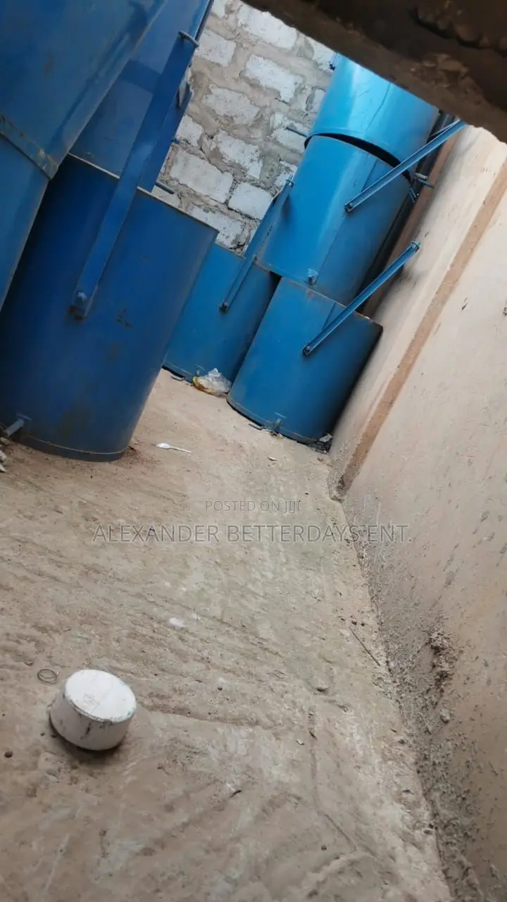 Rex Self-Loading Concrete Mixer