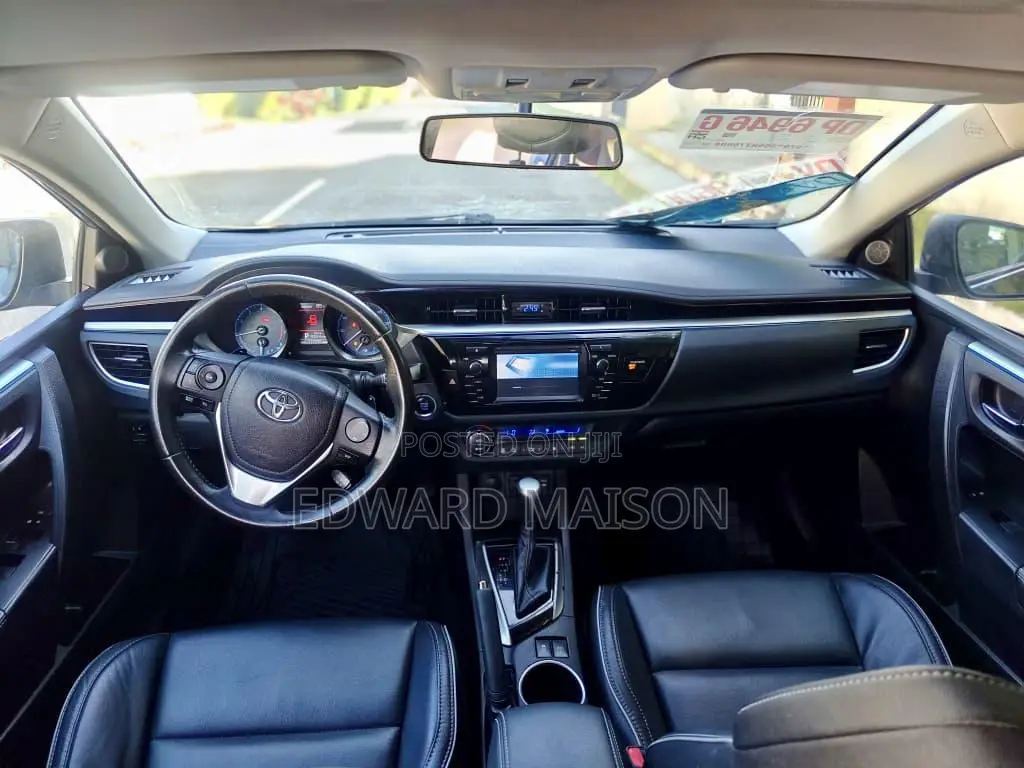 Toyota Corolla 2015 Gray