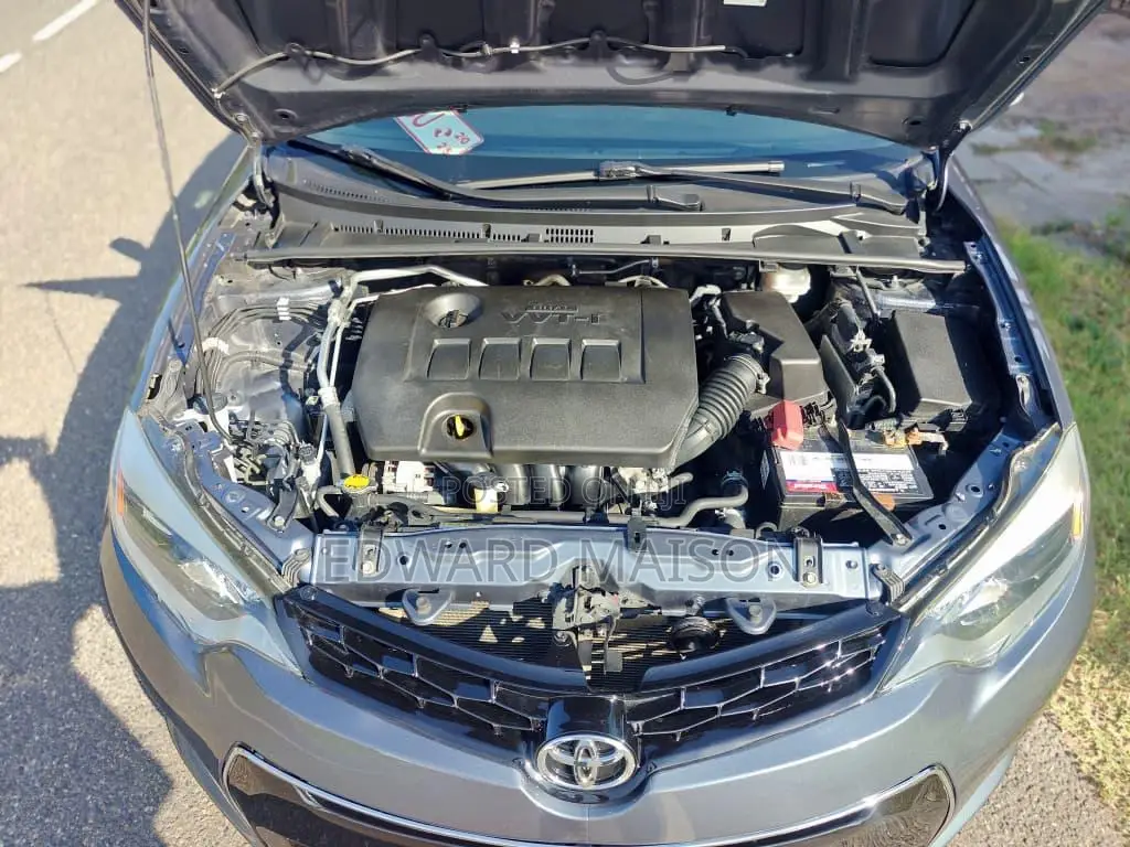 Toyota Corolla 2015 Gray