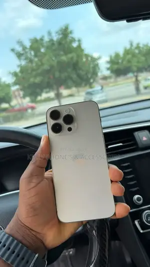 Apple iPhone 15 Pro Max 256 GB Gold
