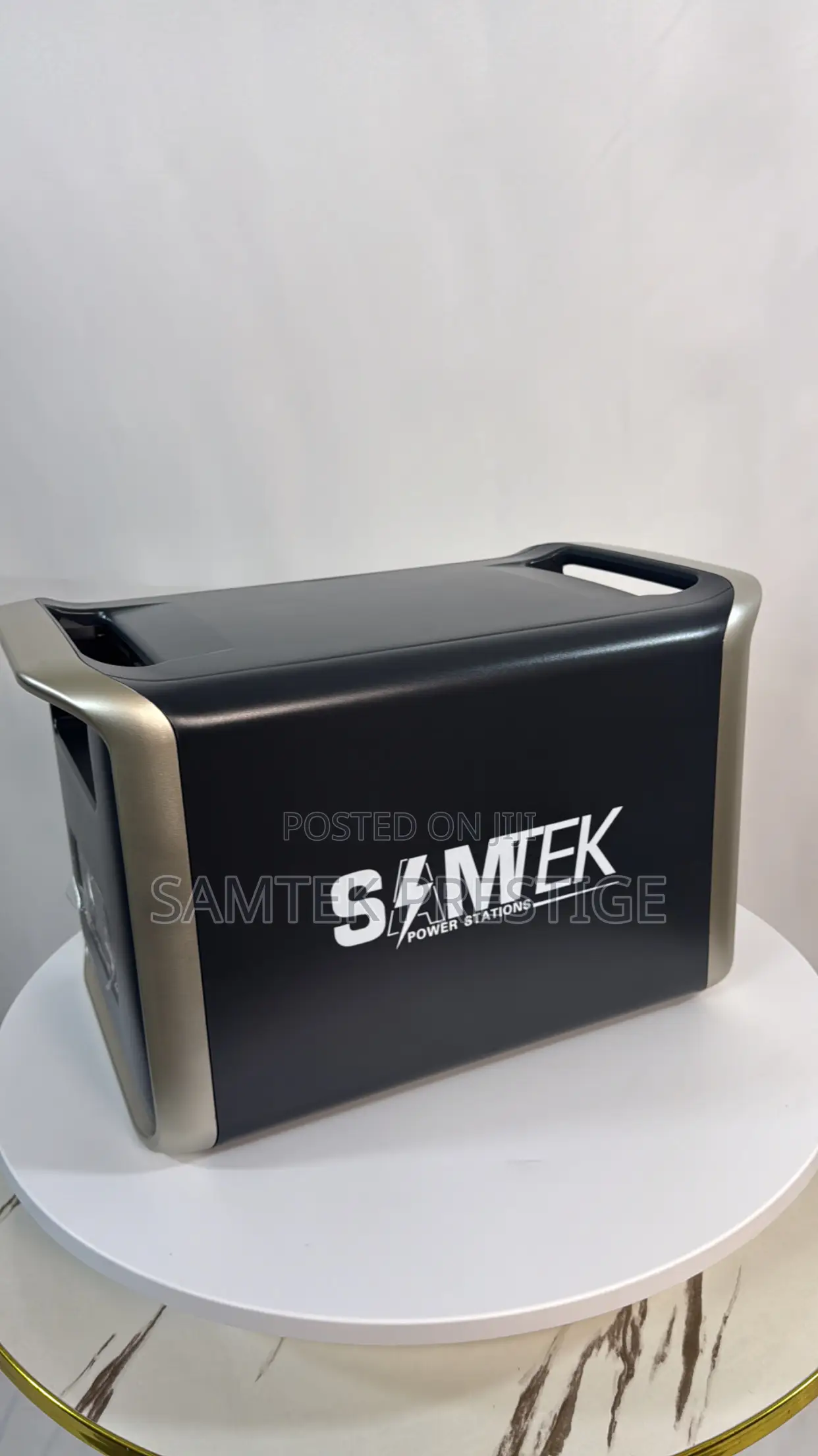Samtek St-2000 Portable Power Station