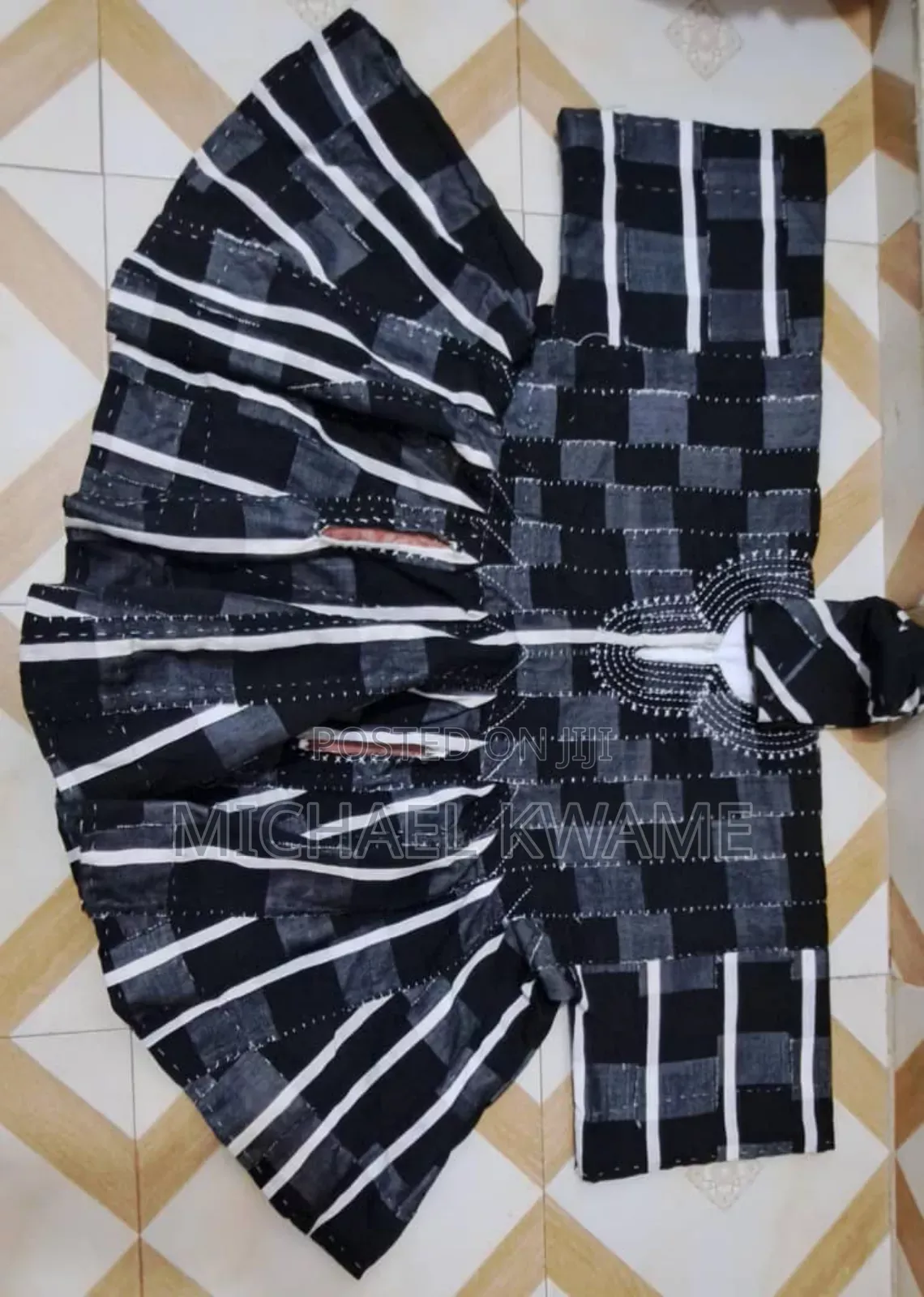 Smocks or Batakari