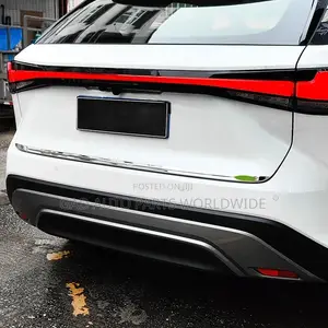 Lexus Rx350,Rx450,Rx500 Boot Chrome Led 2017-2021