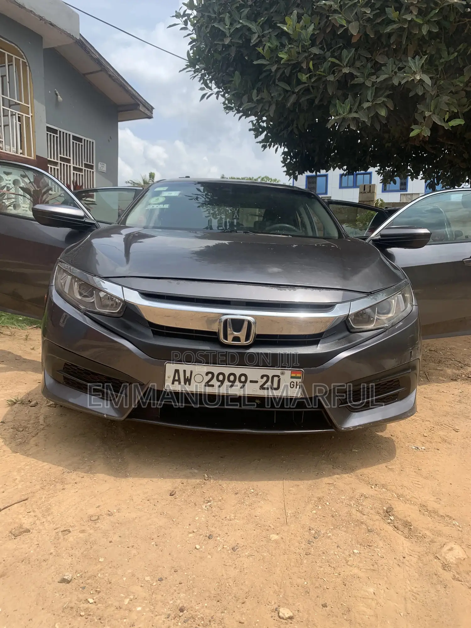 Honda Civic LX 4dr Sedan (2.0L 4cyl) 2017 Gray