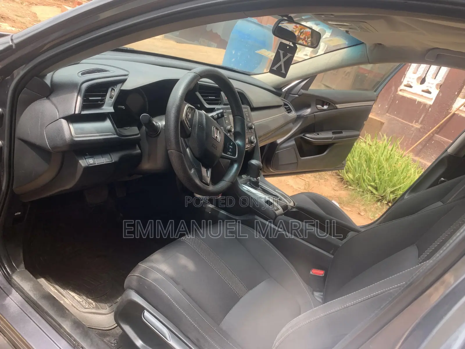 Honda Civic LX 4dr Sedan (2.0L 4cyl) 2017 Gray