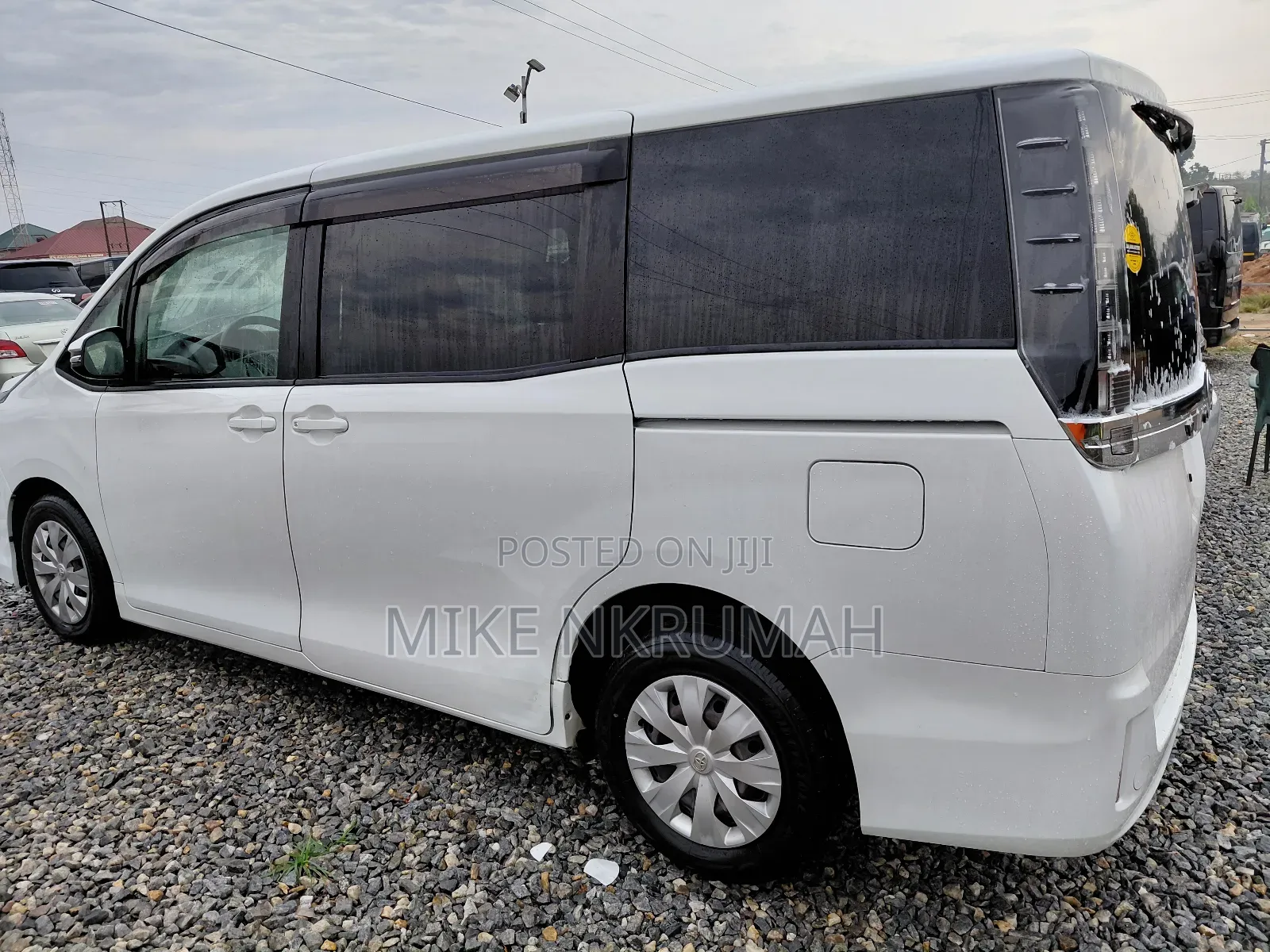 Toyota Voxy SV Premium 2014 White