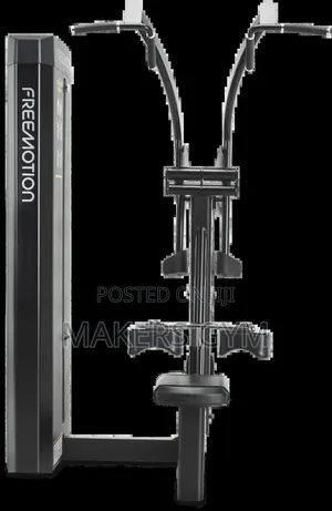 Lat Pull Down Machine (Commercial)