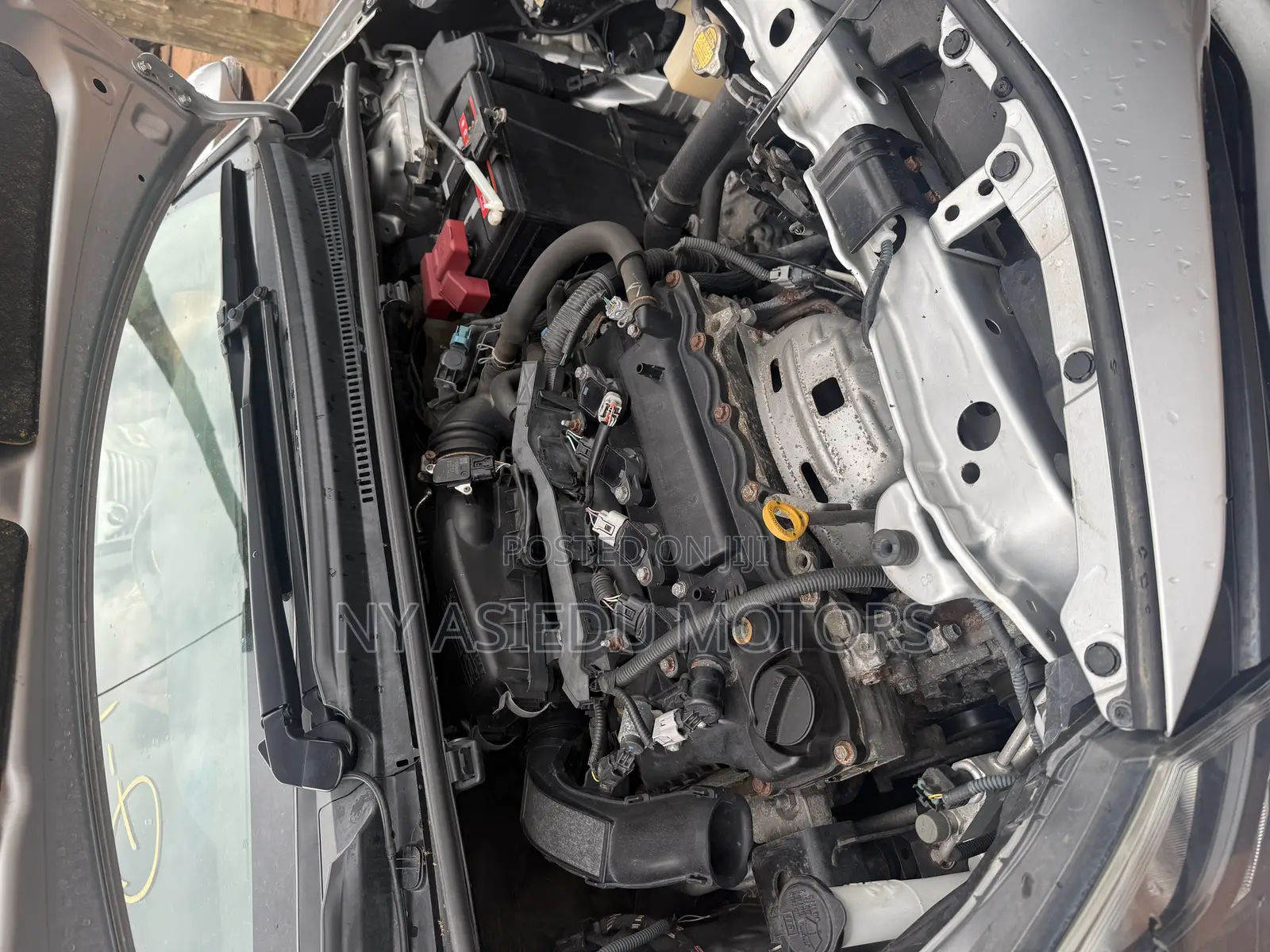 Toyota Vitz 1.3 AWD 5dr 2015 Silver