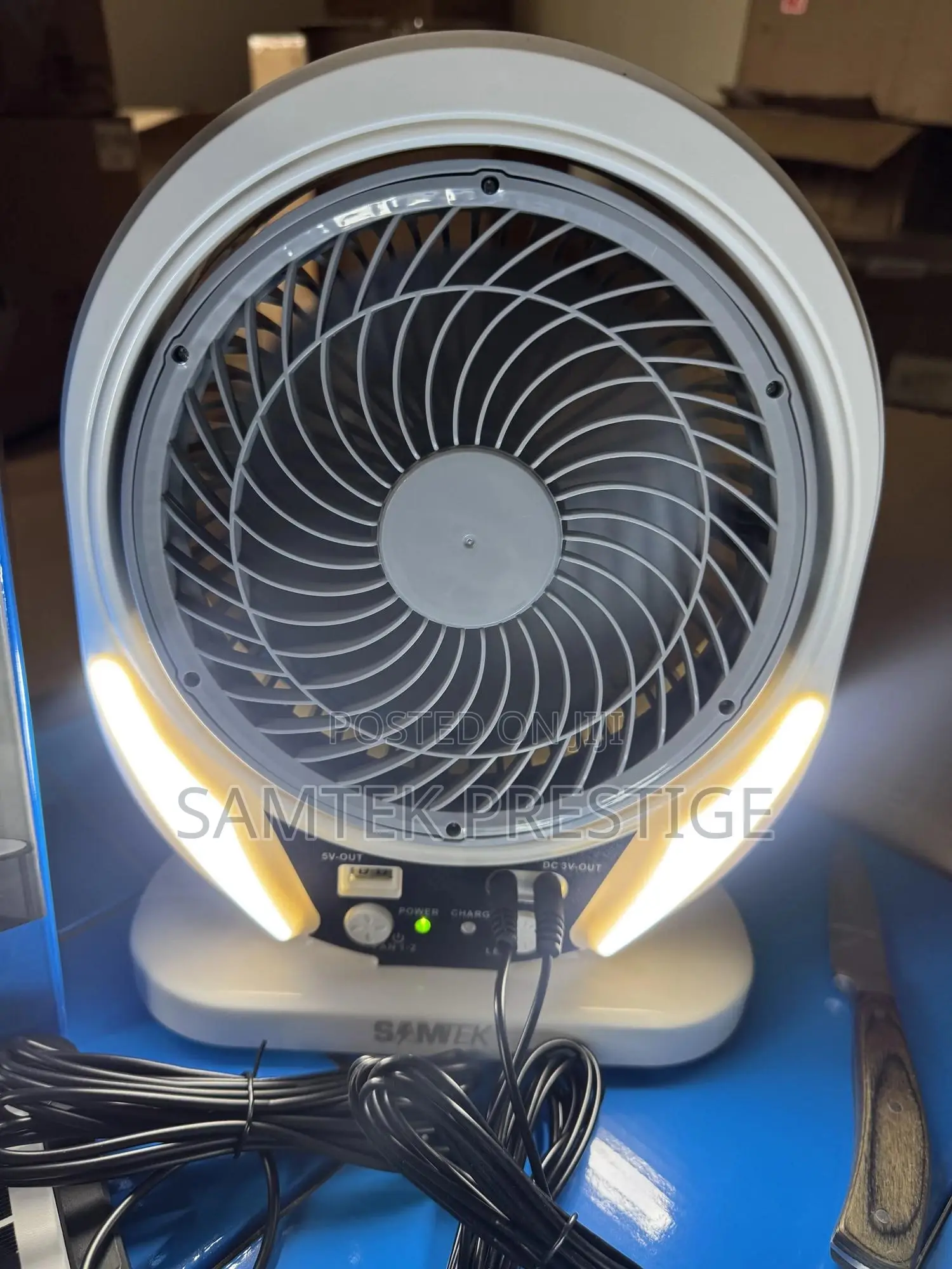Samtek 8inch Rechargeable Portable Fan