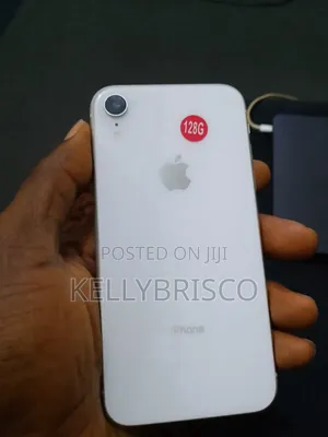 Apple iPhone XR 128 GB White