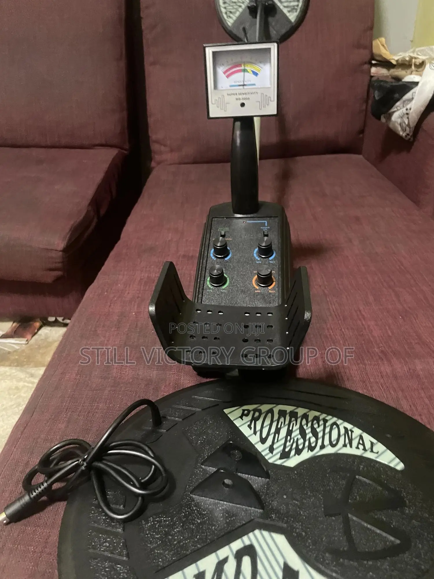 Genuine Commander Gold Detector