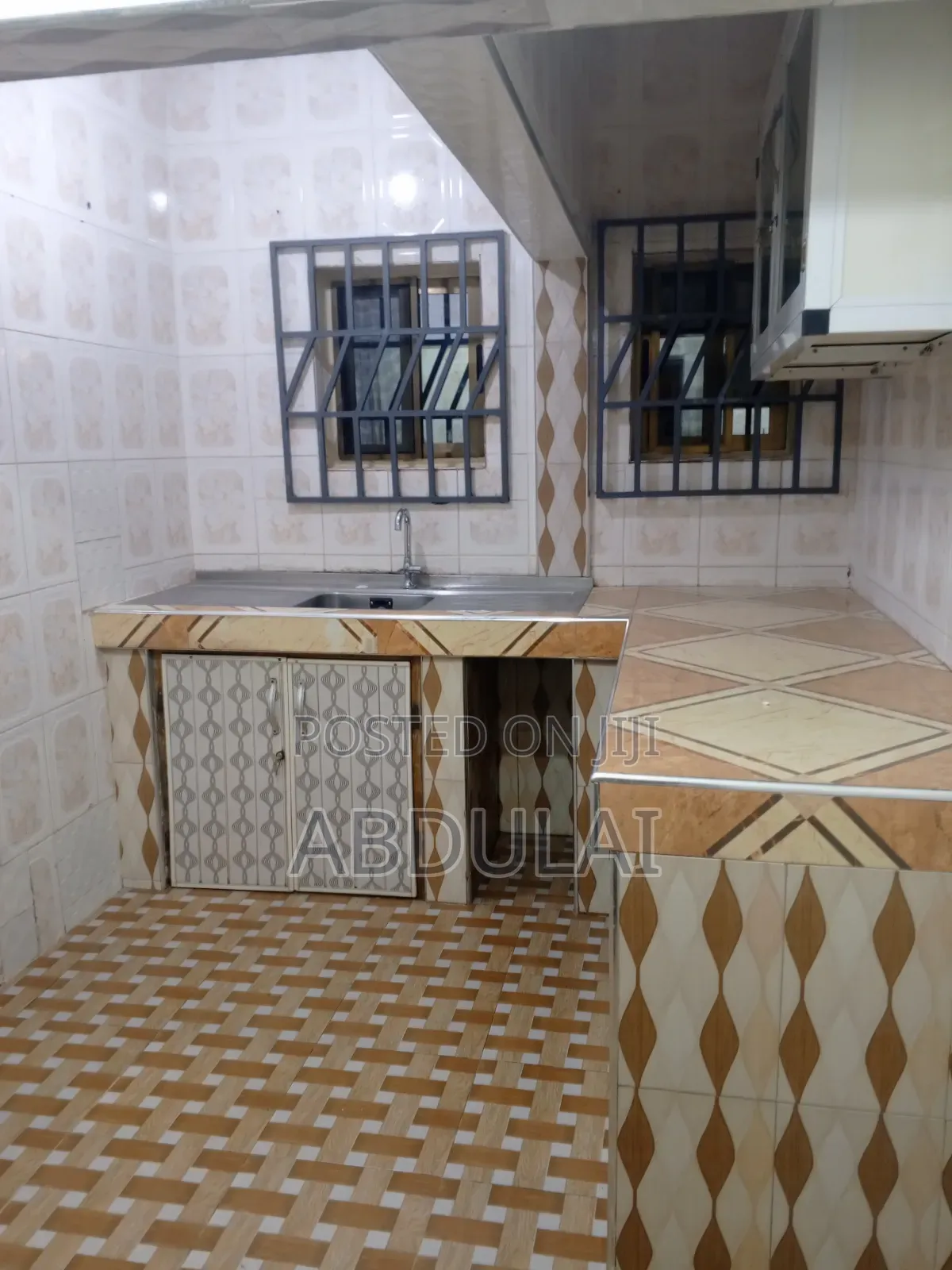 2bdrm Apartment in Abu Abdulai 2, Pillar 2 for rent