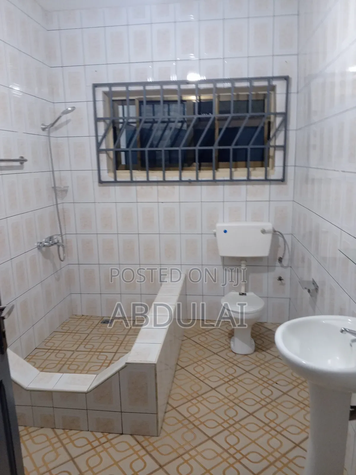 2bdrm Apartment in Abu Abdulai 2, Pillar 2 for rent