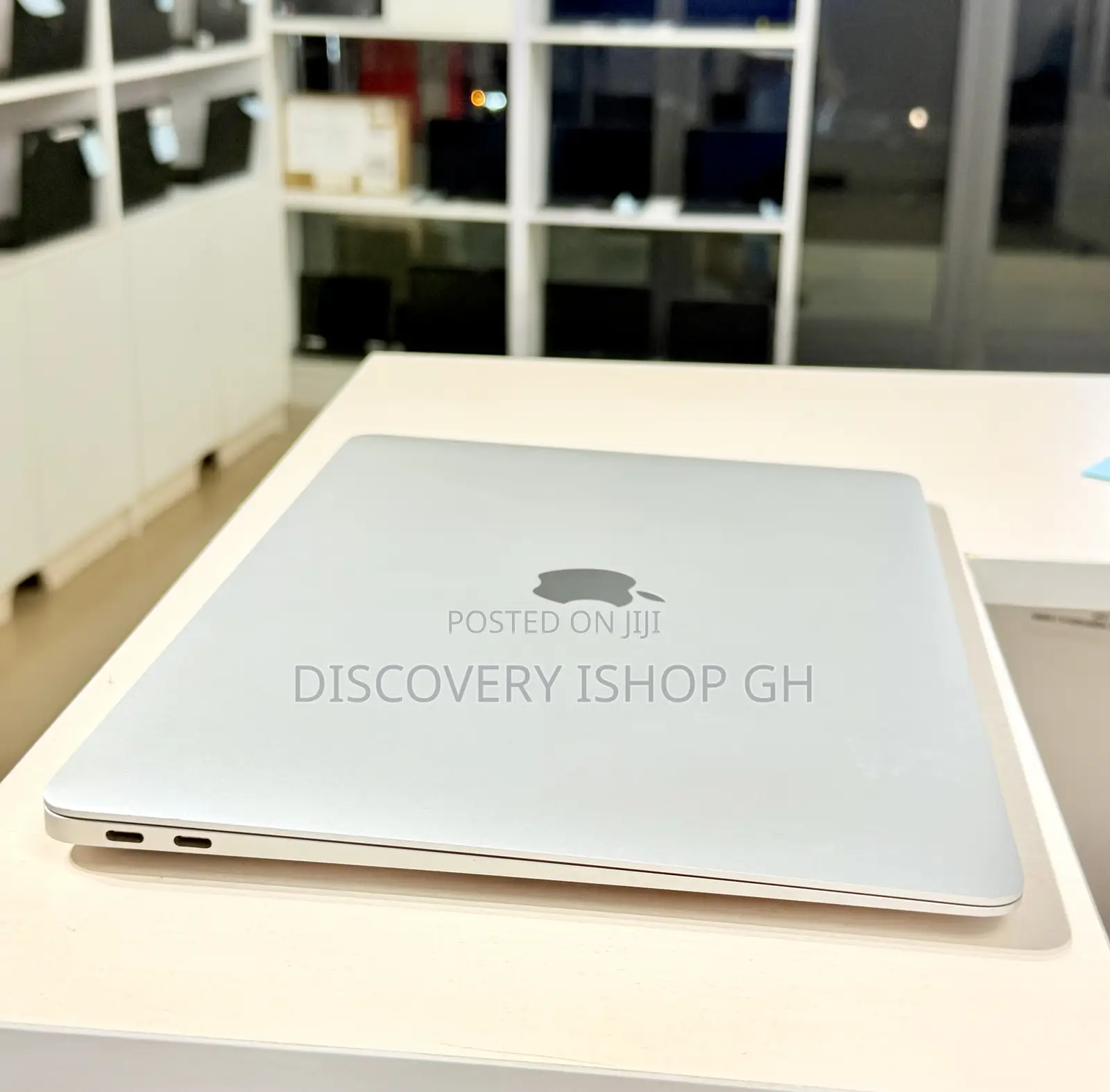 Laptop Apple MacBook Air 2020 16GB Intel Core i7 SSD 256GB