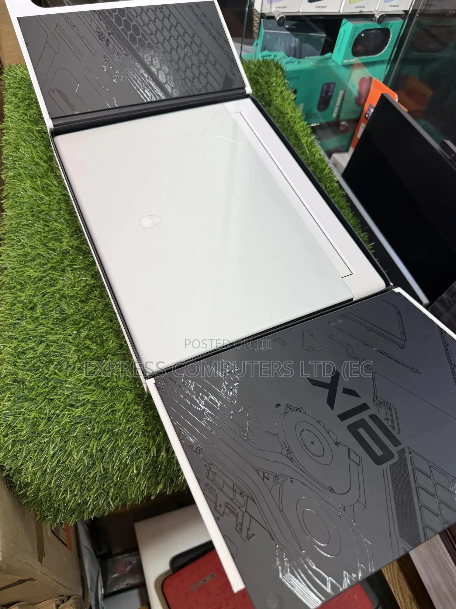 Laptop Dell Alienware X16 R2 16GB Intel Core Ultra 7 SSD 1T