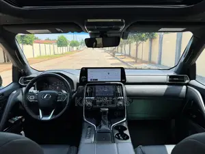 Lexus LX LX 600 2024 Black