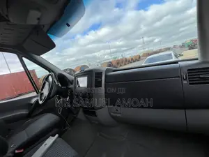 Mercedes-Benz Sprinter 2010 White
