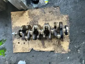 Hyundai Santa Fe 2.4 L ,2.0 L Crankshaft 2012 -2016