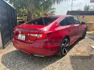 Honda Accord 2018 Red