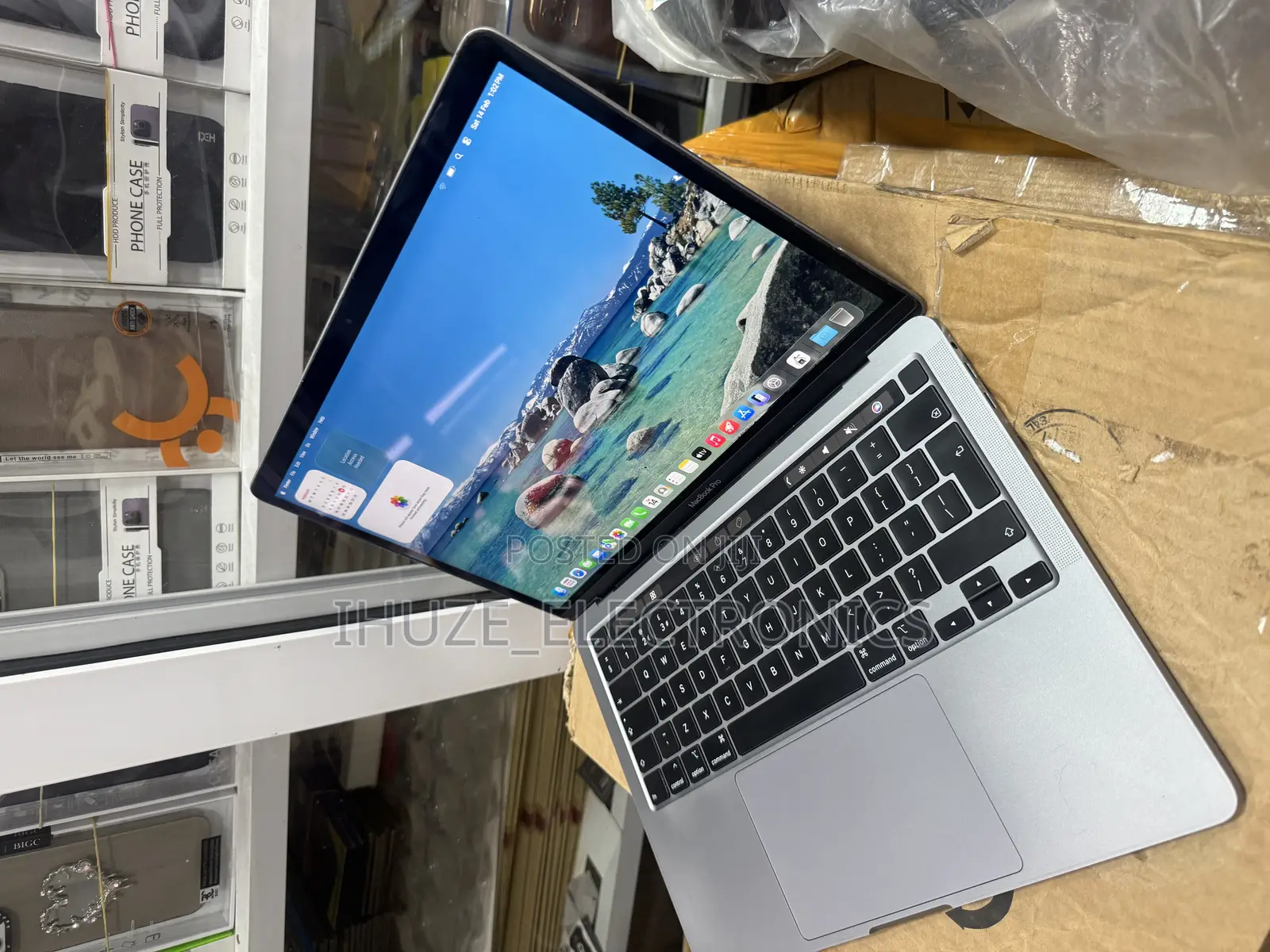 Laptop Apple MacBook Pro 2020 16GB Intel Core i5 SSD 512GB
