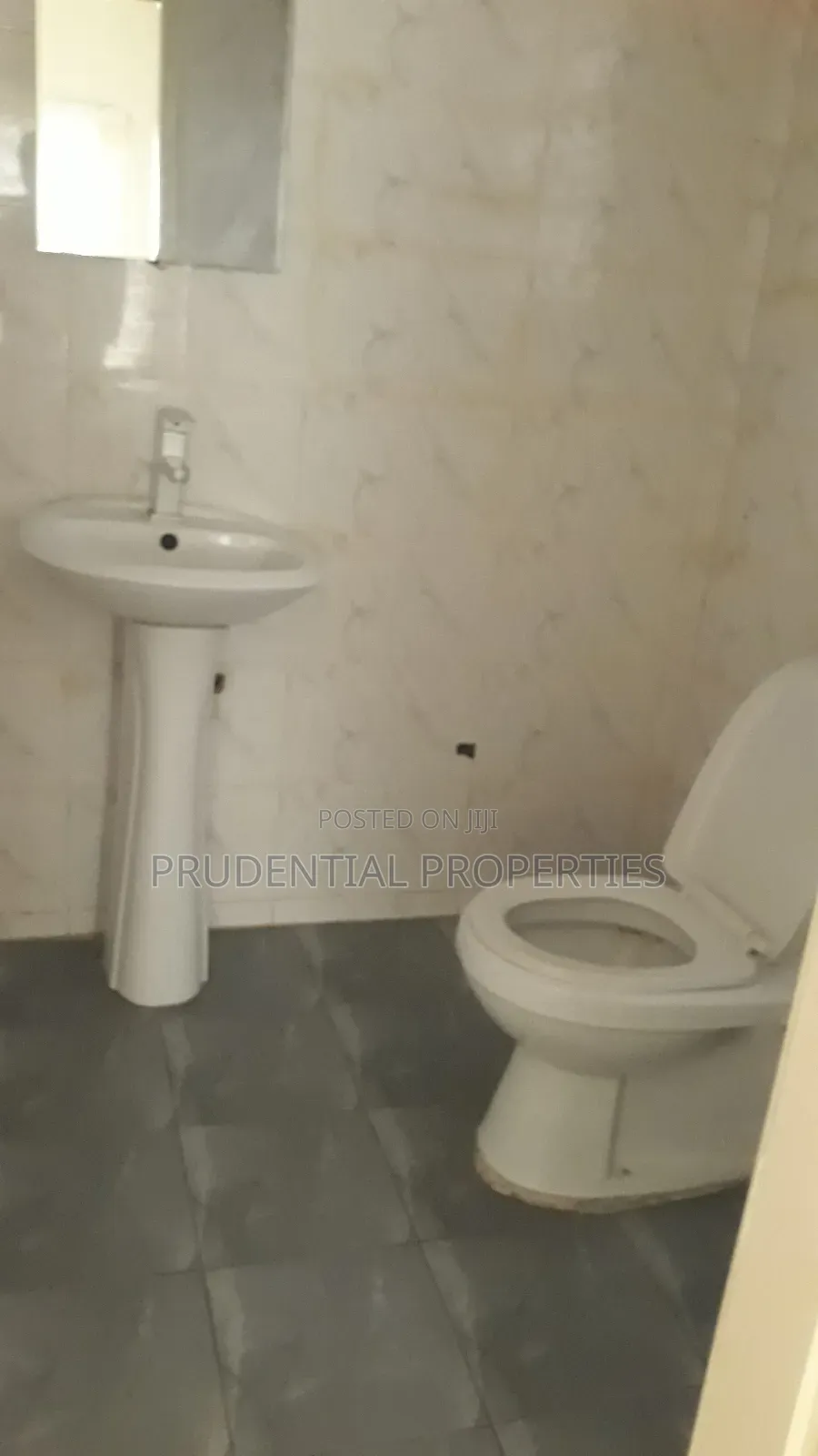 2bdrm House in Oyarifa for sale