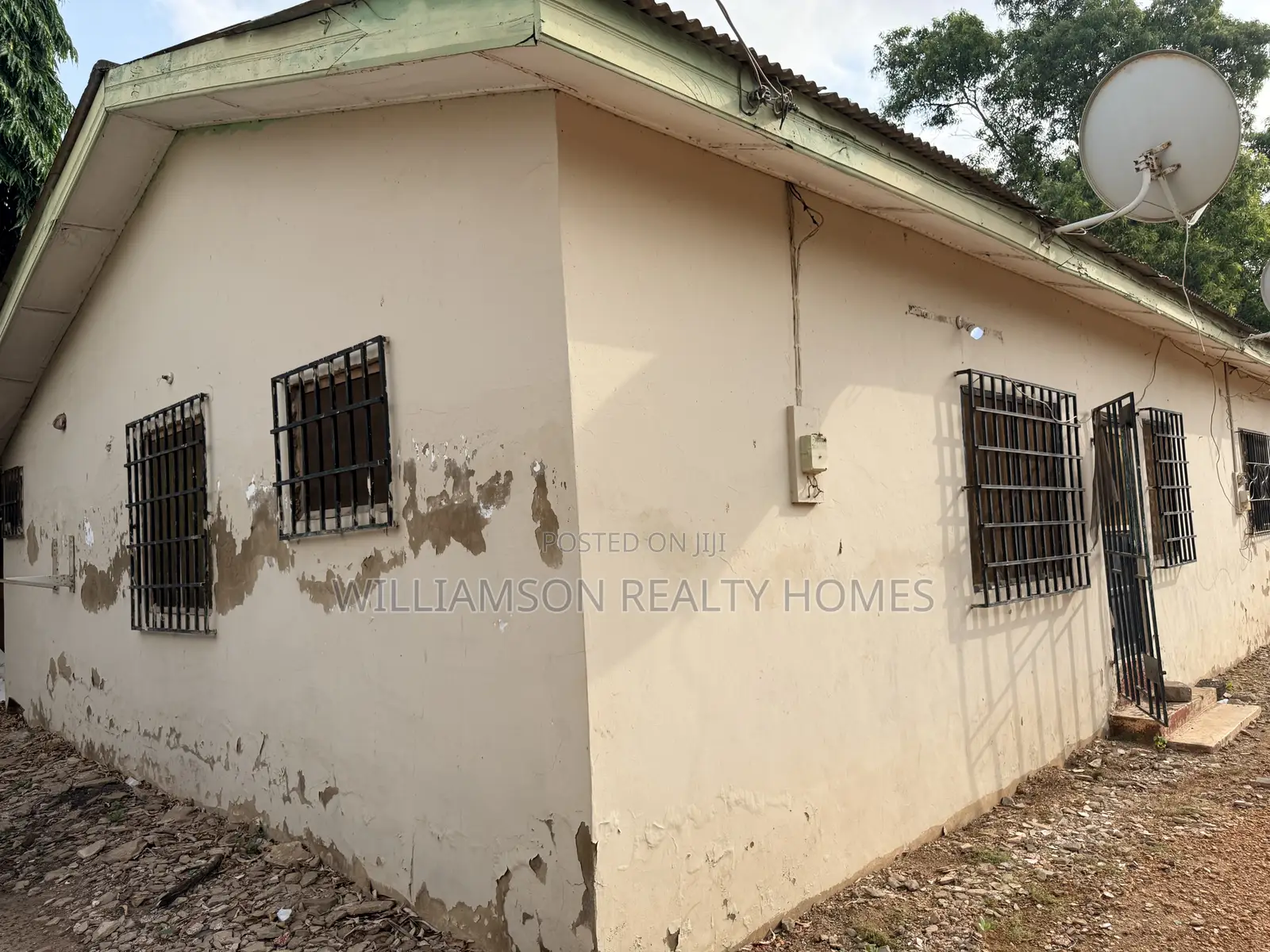 2bdrm Apartment in Kotobabi, Ecobank, Spintex for rent