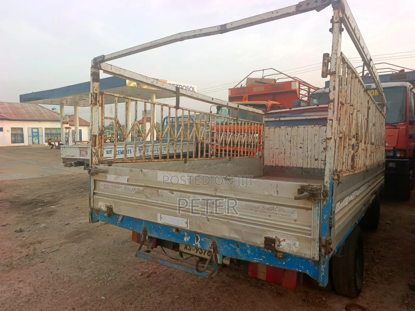 Nissan Trade Truck 2008 White