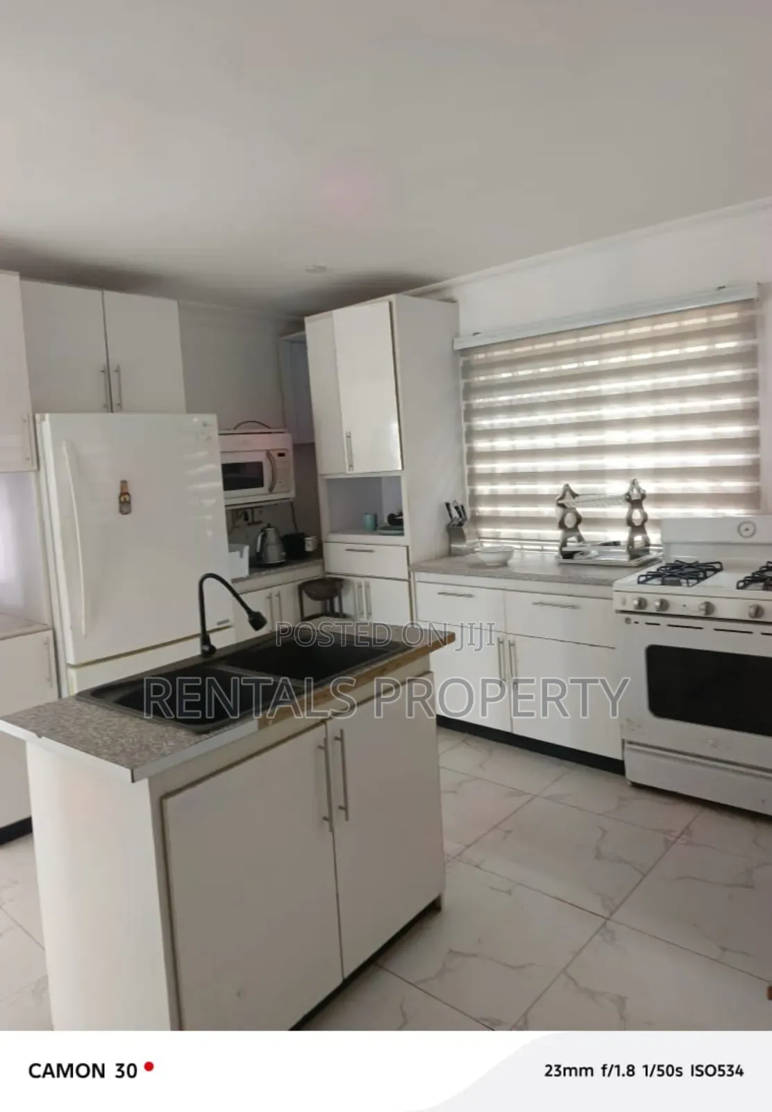 4bdrm Mansion in Amrahia for rent