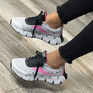 Original Reebok Zig Dynamica Gray Ladies