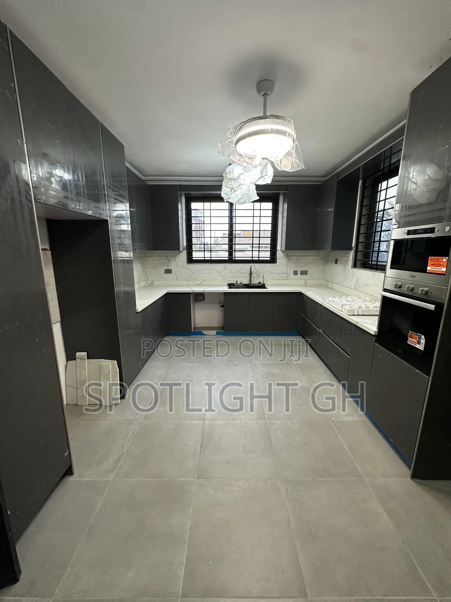5bdrm House in En Homes, Spintex for sale
