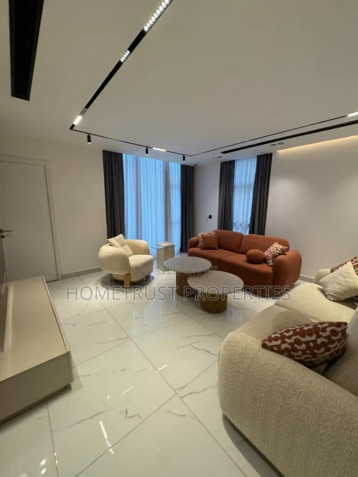 5bdrm Duplex in Hometrust Properties, Airport Residential Area for sale