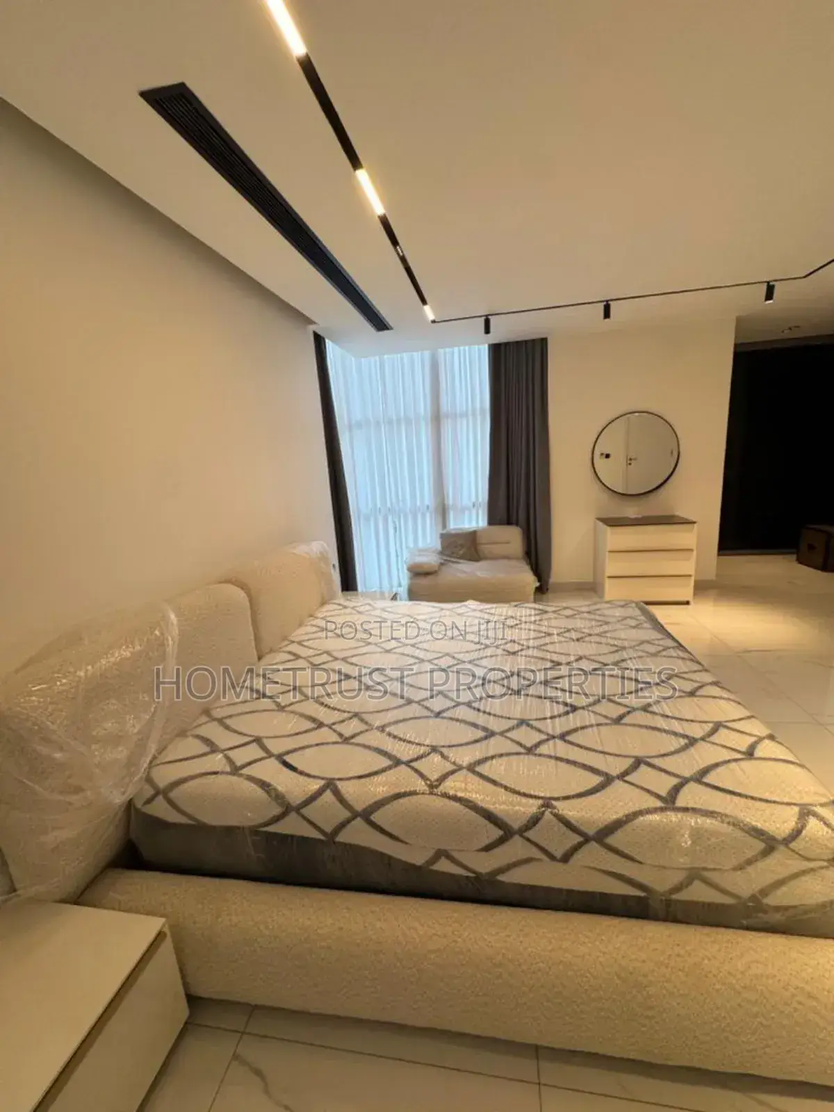 5bdrm Duplex in Hometrust Properties, Airport Residential Area for sale