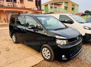 Toyota Voxy 2013 Black