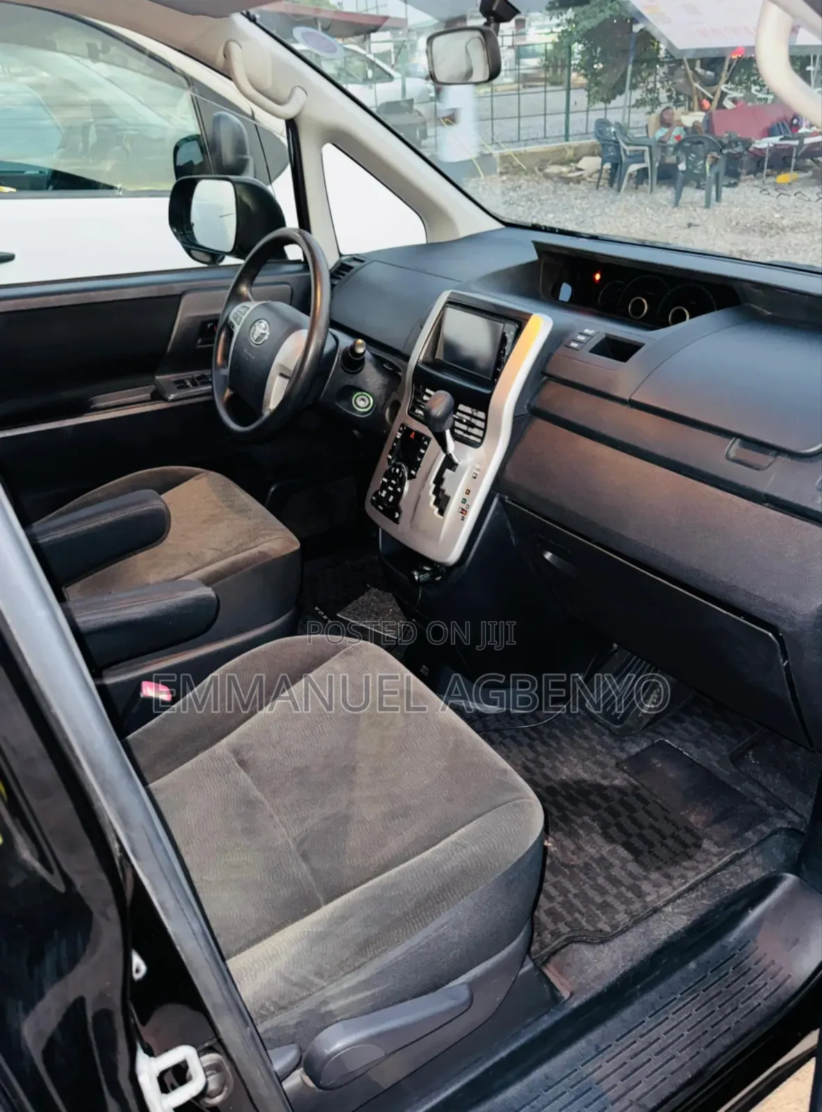 Toyota Voxy 2013 Black