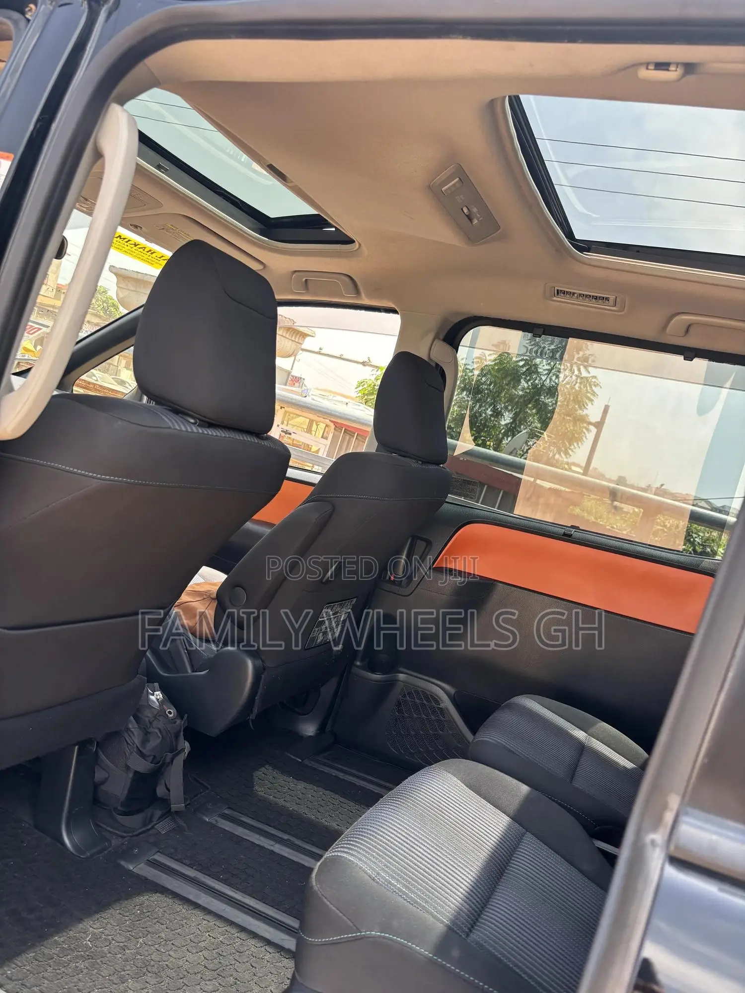 Toyota Voxy SV Premium 2014 Black