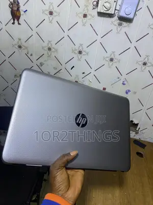 Laptop HP 15-Dy1031wm 8GB Intel Core I3 HDD 500GB