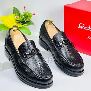 Salvatore Ferragamo Black Leather Men’S Loafer
