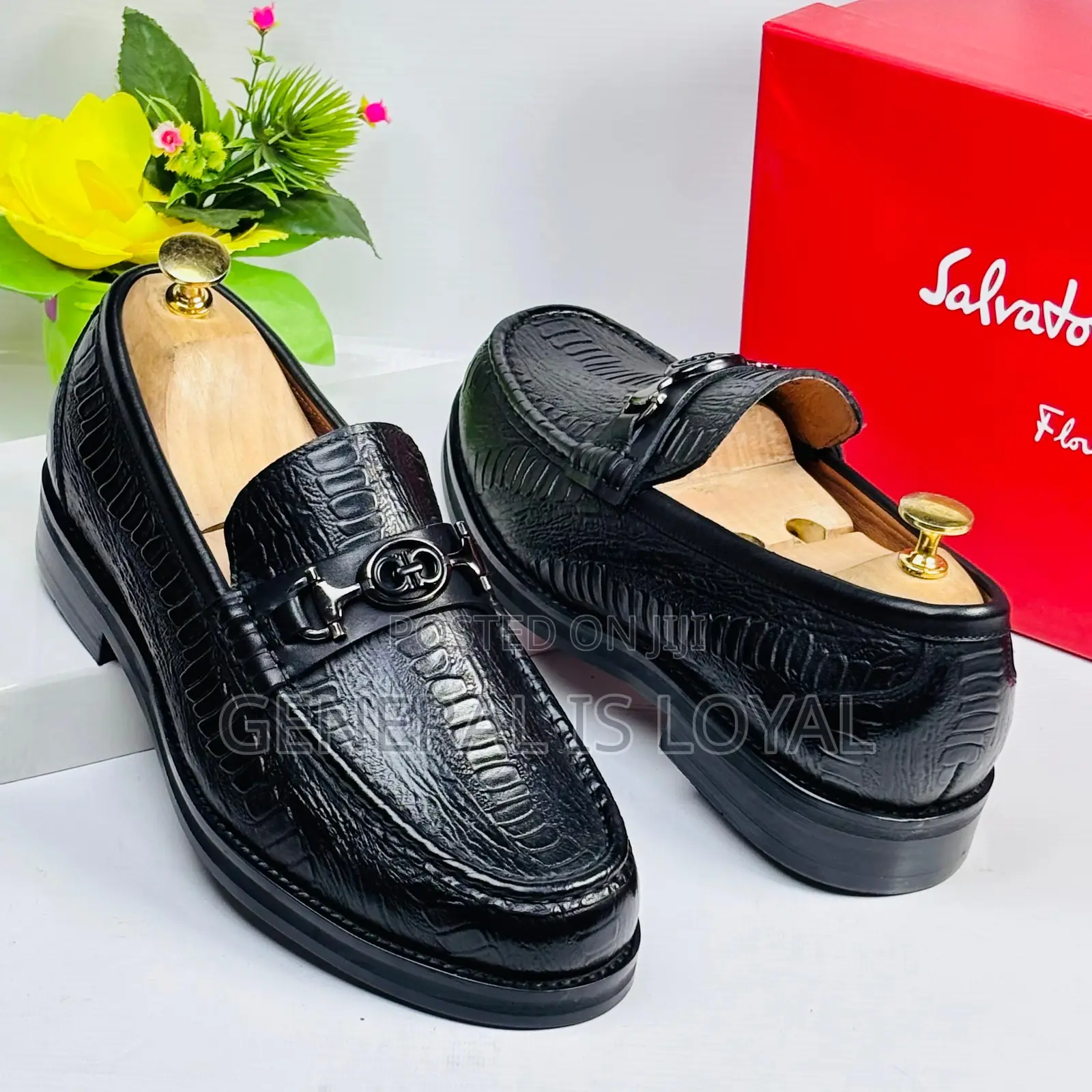 Salvatore Ferragamo Black Leather Men’S Loafer