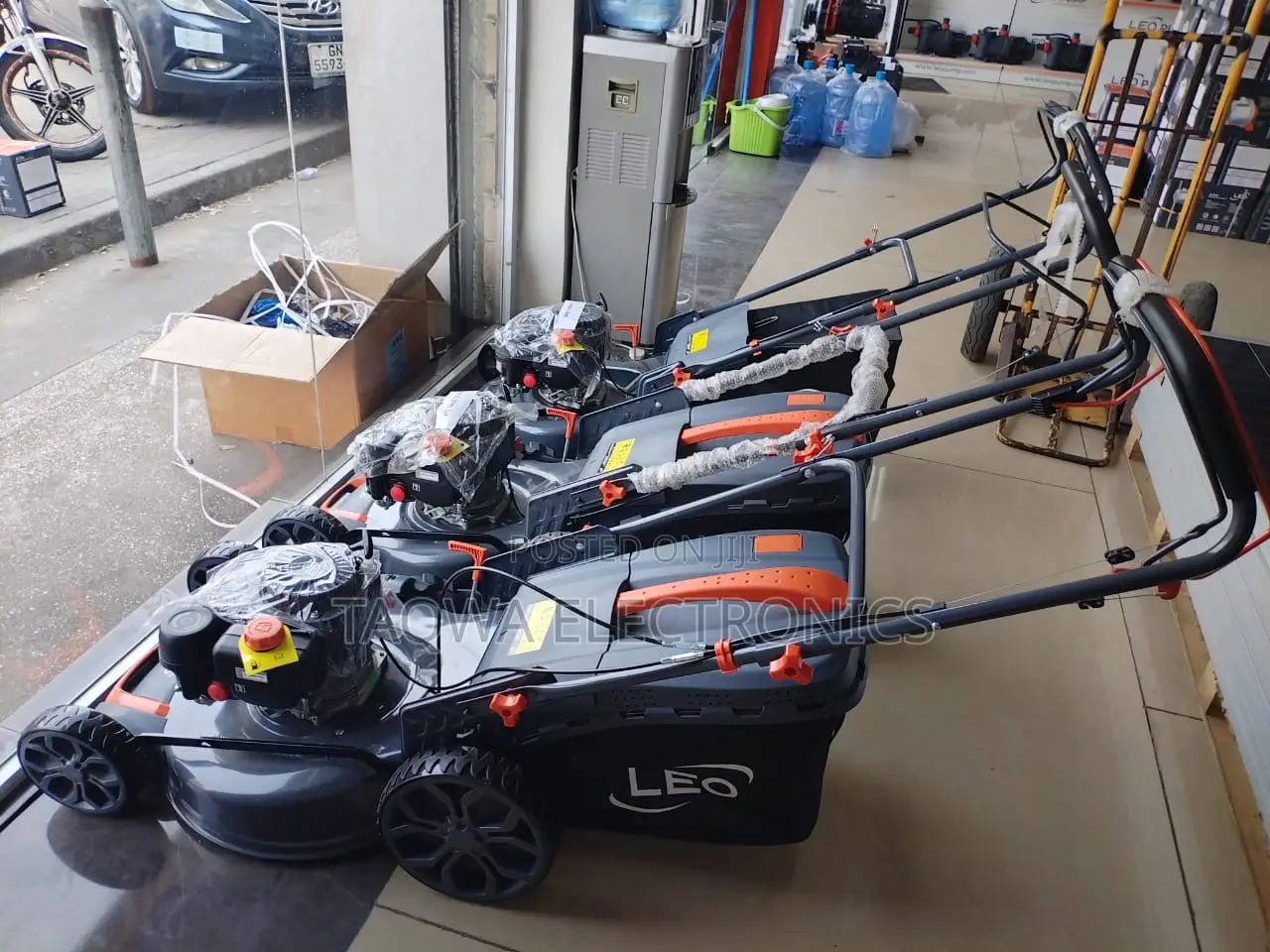 Leo Self -Drive Leo 5.5hp Lawn Mower
