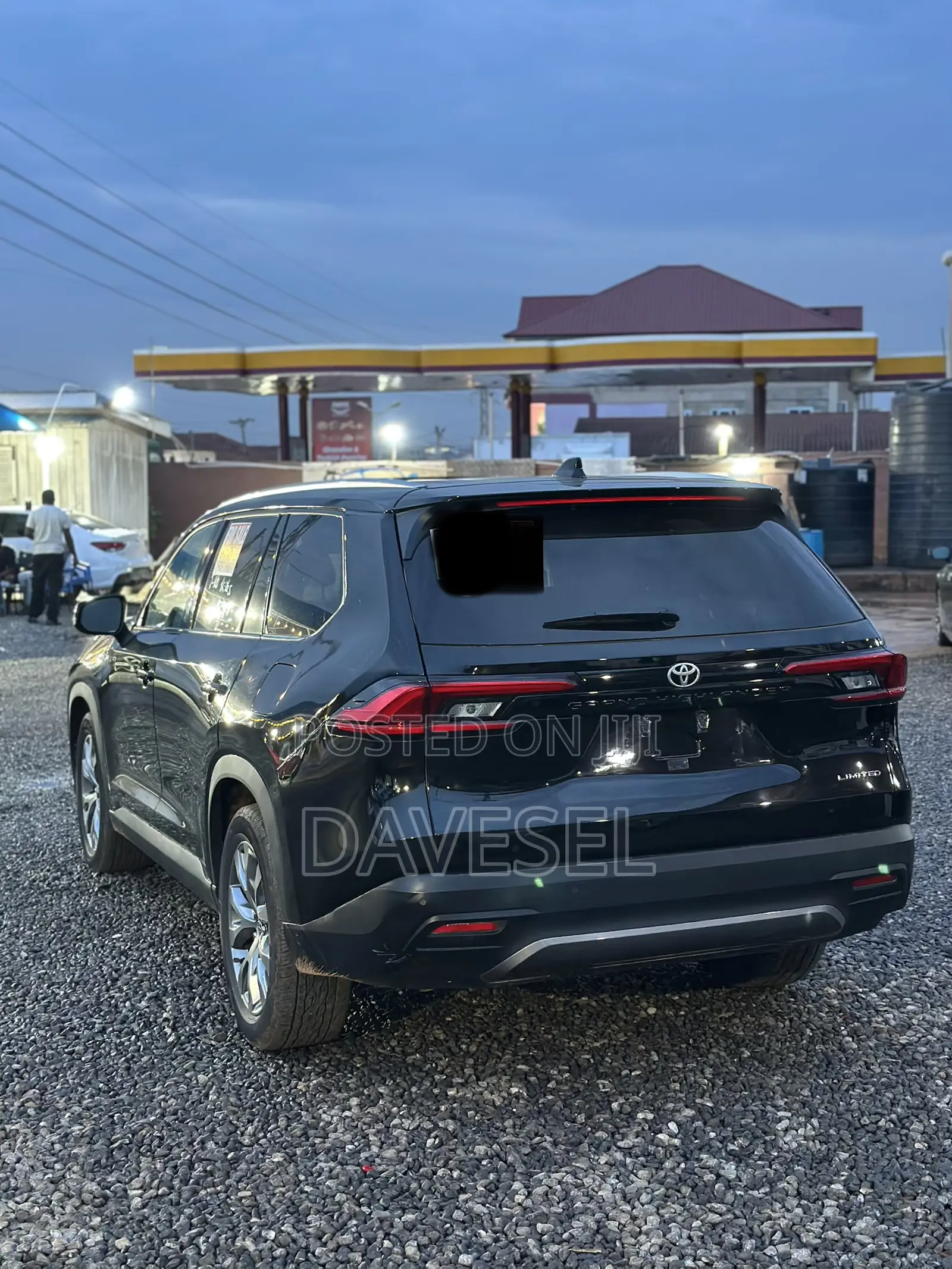 Toyota Highlander Limited AWD 2024 Black