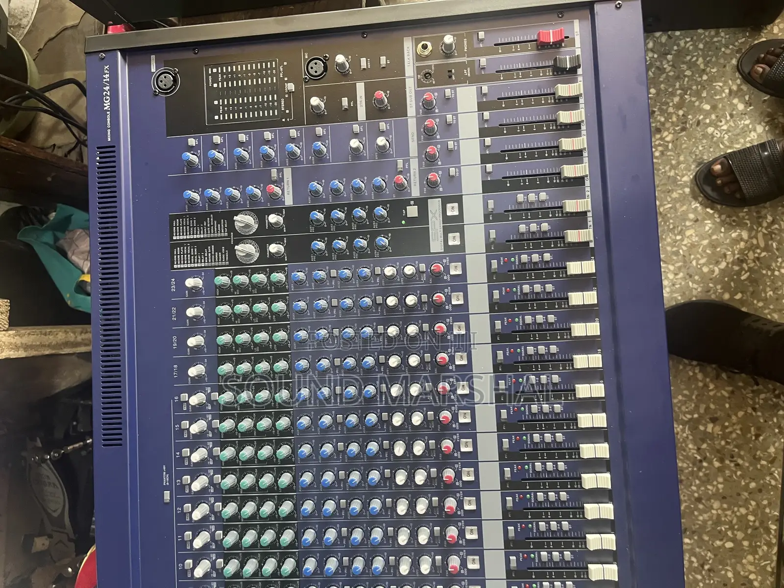 Yamaha Mixer 24 Channel Mg24 Mixer