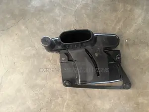 18 19 20 Honda Accord Sport 2.0l Turbo Oem Front Bumper Intake