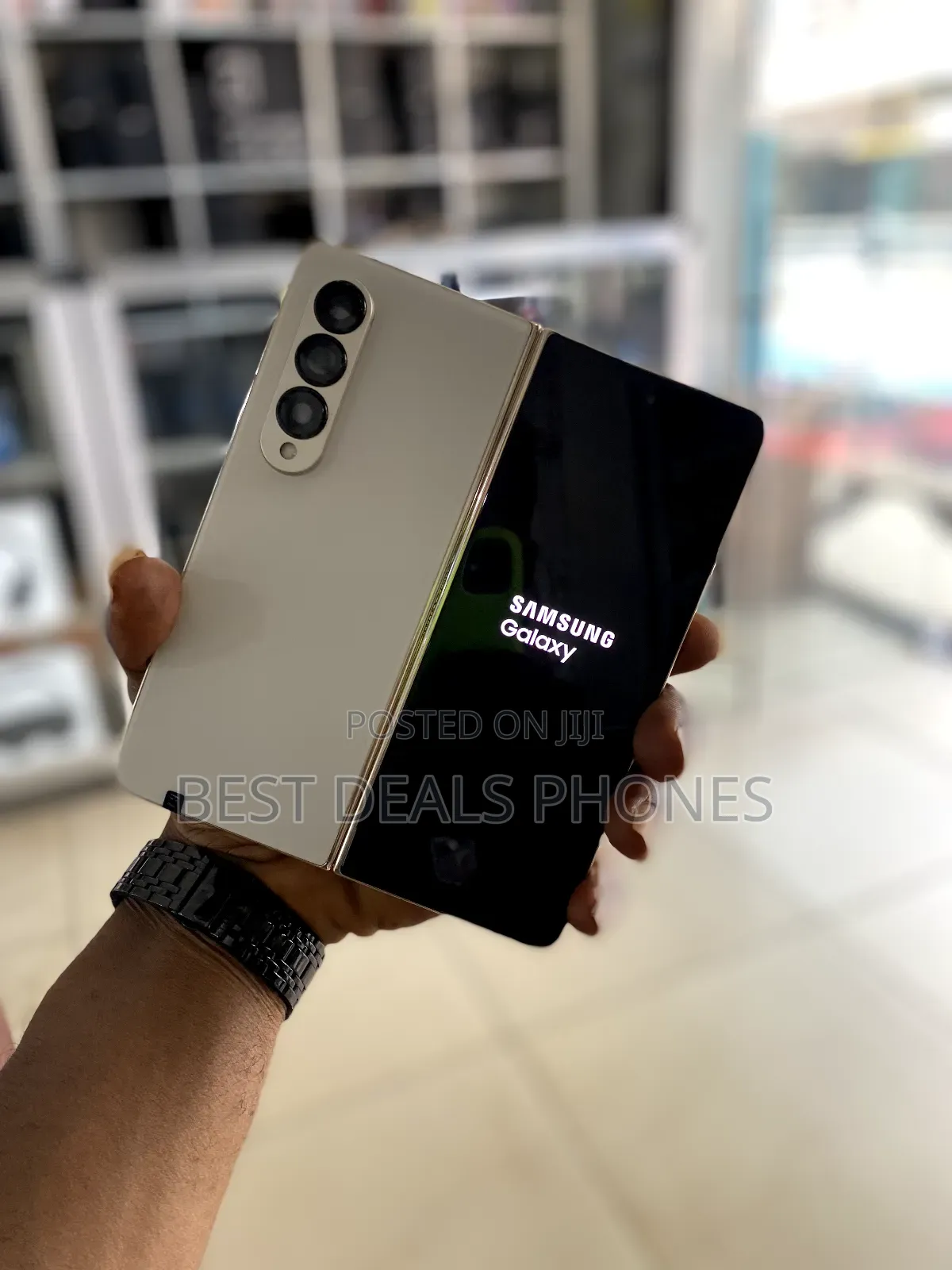 New Samsung Galaxy Z Fold4 256 GB Rose Gold