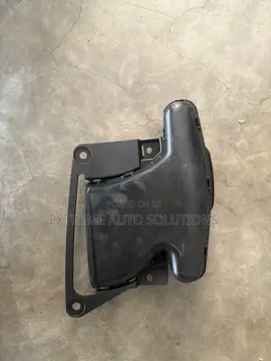 18 19 20 Honda Accord Sport 2.0l Turbo Oem Front Bumper Intake