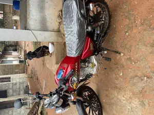 New Royal RY125 2026 Red