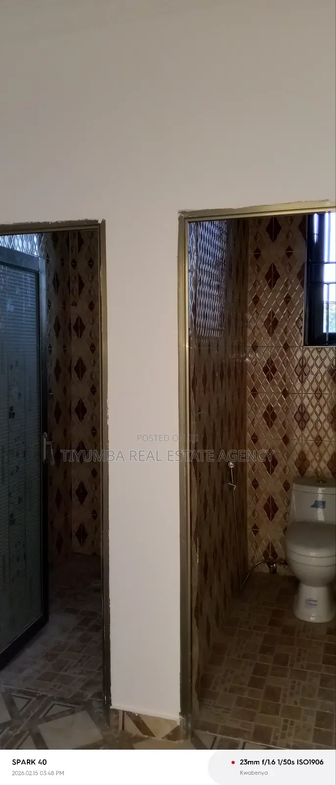 2bdrm Apartment in Tiyumba Real Estate, Kwabenya for rent