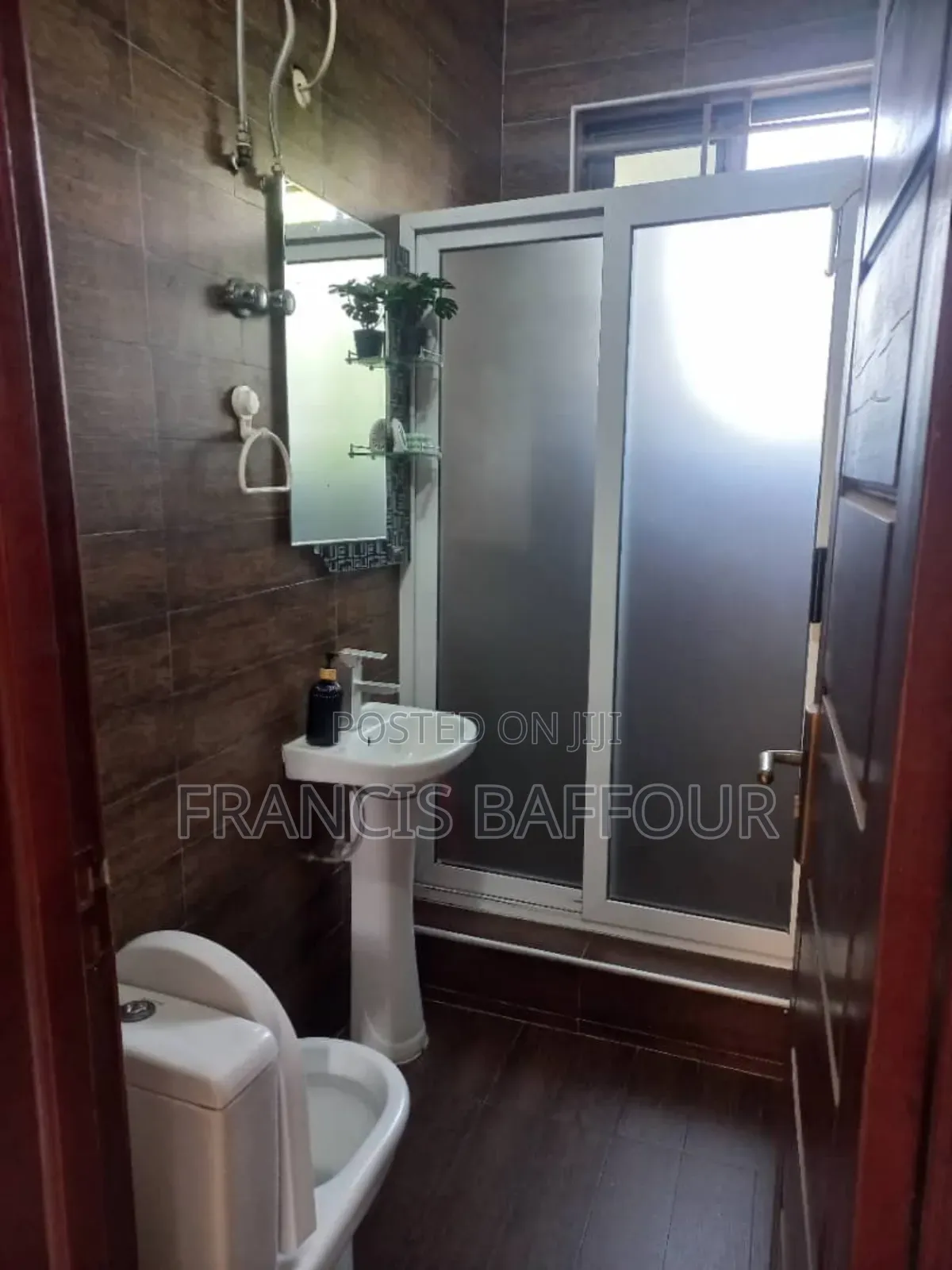 Furnished 2bdrm House in Lakeside Estate for rent