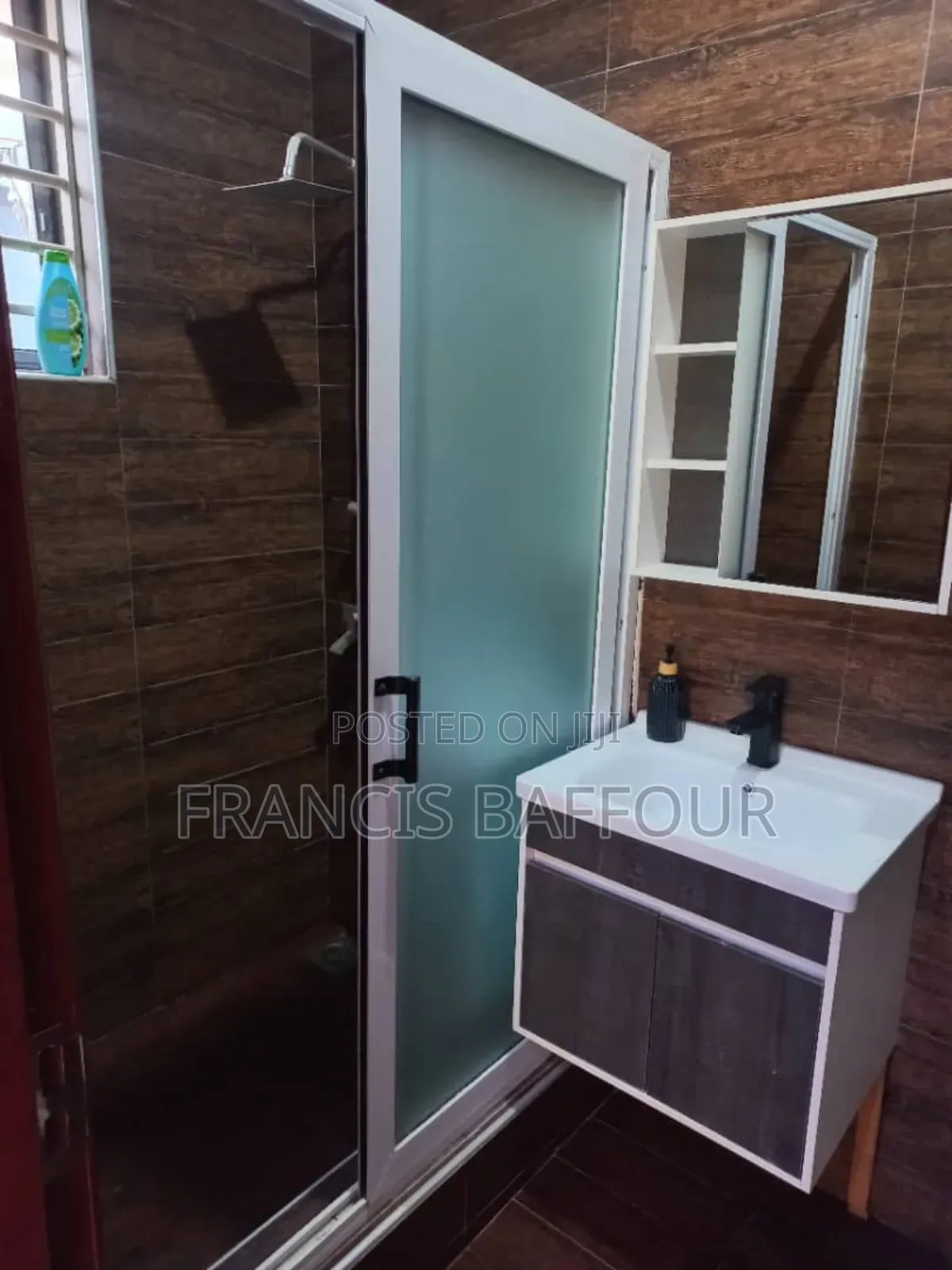 Furnished 2bdrm House in Lakeside Estate for rent
