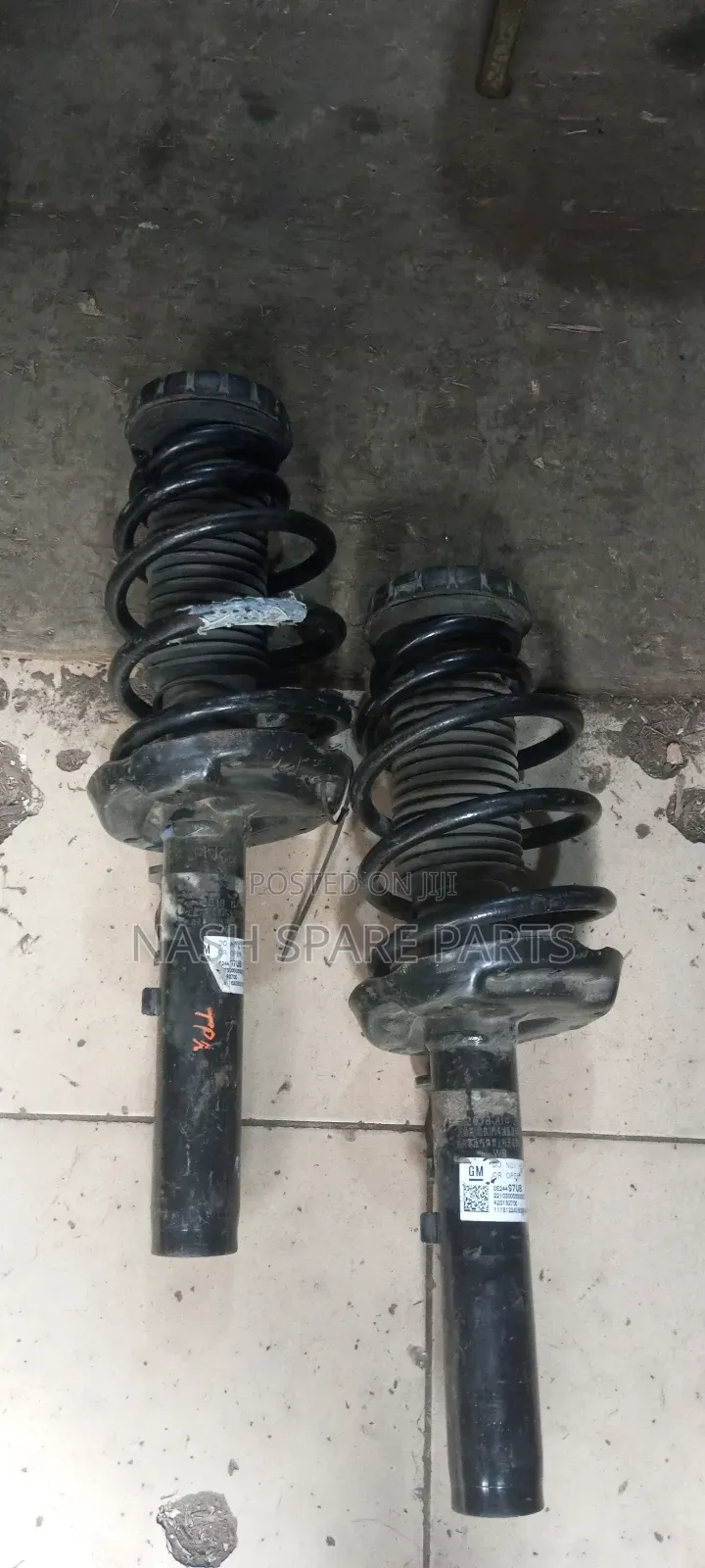 Cadillac XTS 2013-2019 Front Shock